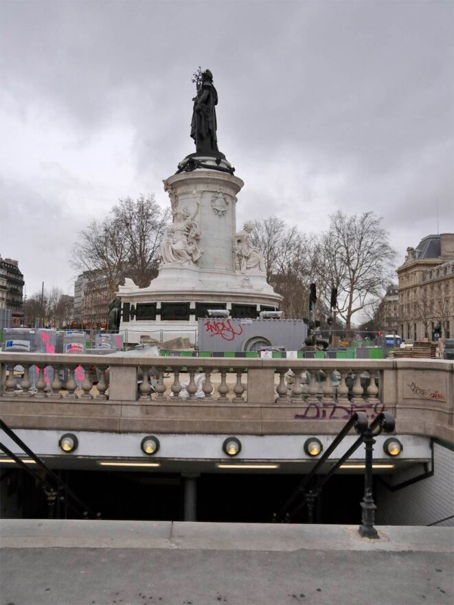 La déballée République © Gilles Walusinski La déballée République © Gilles Walusinski