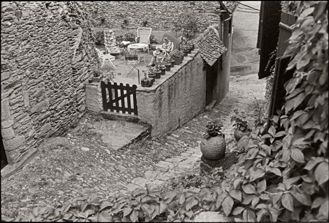 Conques - Aveyron -1972 © Gilles Walusinski Conques - Aveyron -1972 © Gilles Walusinski