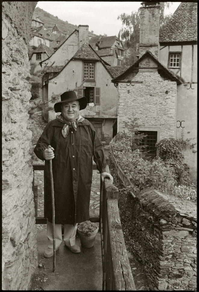 Roger Lapeyre à Conques Aveyron - 1972 © Gilles Walusinski Roger Lapeyre à Conques Aveyron - 1972 © Gilles Walusinski