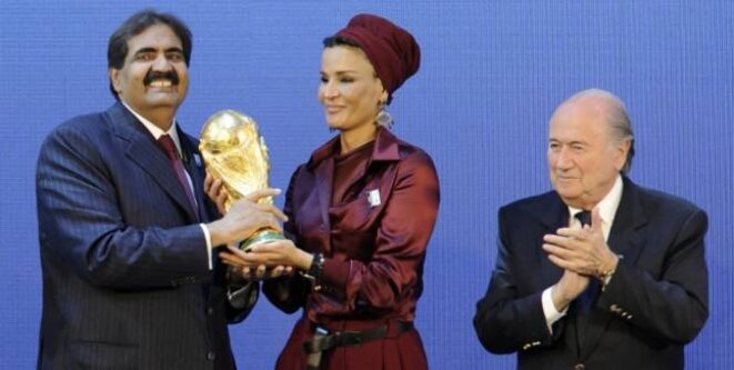 Le sourire de Sepp BLATTER vaut combien de millions de $ ? Le sourire de Sepp BLATTER vaut combien de millions de $ ?