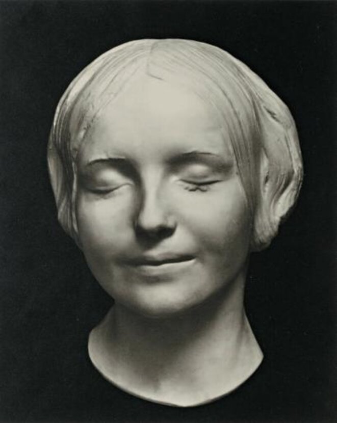 Moulage de l'inconnue de la Seine, début du XXe siècle Moulage de l'inconnue de la Seine, début du XXe siècle