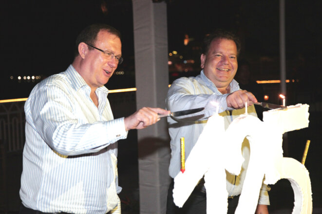 Jürg Schmid et Christophe Mazurier, PDG de Pasche, lors de la fête des 125 ans de la banque, en juin 2010 © DR Jürg Schmid et Christophe Mazurier, PDG de Pasche, lors de la fête des 125 ans de la banque, en juin 2010 © DR