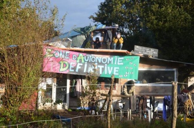 La cabane collective du Sabot avant destruction. © Auto-Média de la ZAD La cabane collective du Sabot avant destruction. © Auto-Média de la ZAD