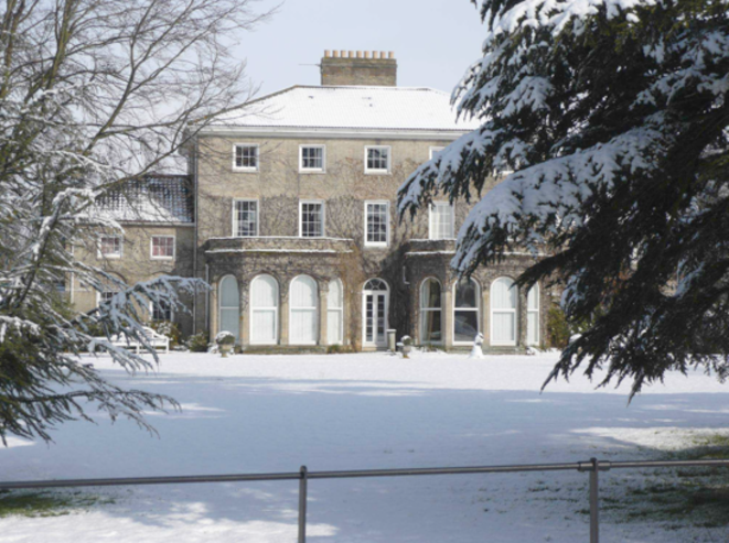 Ellinham Hall. © (dr) Ellinham Hall. © (dr)