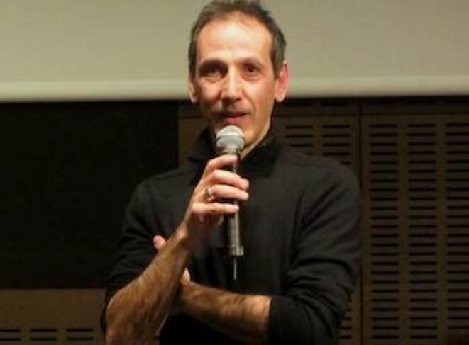 Angelo Caperna présente son film lors d'une projection à la SCAM © pol Angelo Caperna présente son film lors d'une projection à la SCAM © pol