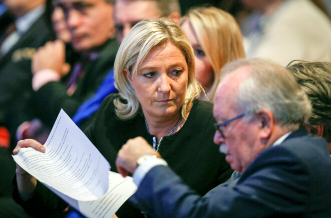 Marine Le Pen et le trésorier du FN, Wallerand de Saint-Just, au congrès du FN, en novembre 2014. © Reuters Marine Le Pen et le trésorier du FN, Wallerand de Saint-Just, au congrès du FN, en novembre 2014. © Reuters