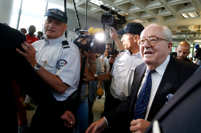 Jean-Marie Le Pen au tribunal de Nanterre, vendredi 12 juin. © Reuters Jean-Marie Le Pen au tribunal de Nanterre, vendredi 12 juin. © Reuters