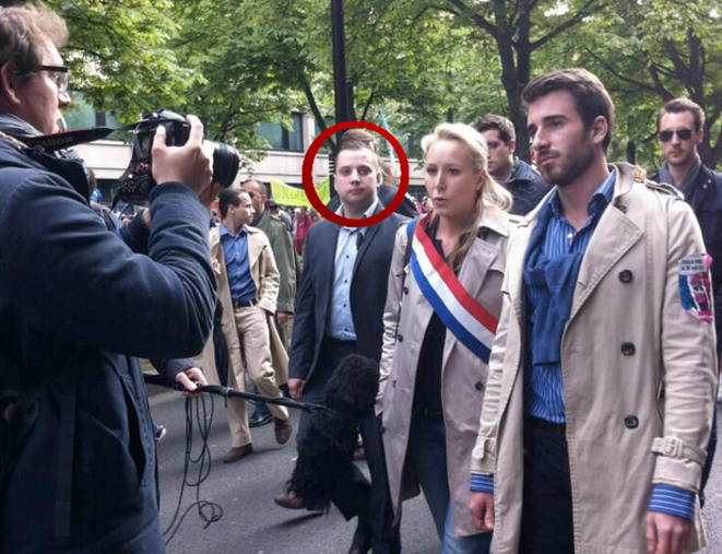 Mathieu Spieser assurant la sécurité de M. Maréchal-Le Pen, lors de la manifestation contre le mariage pour tous du 26 mai 1013. © Fafwatch