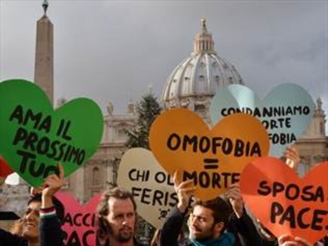 Manifestation devant le Vatican Manifestation devant le Vatican