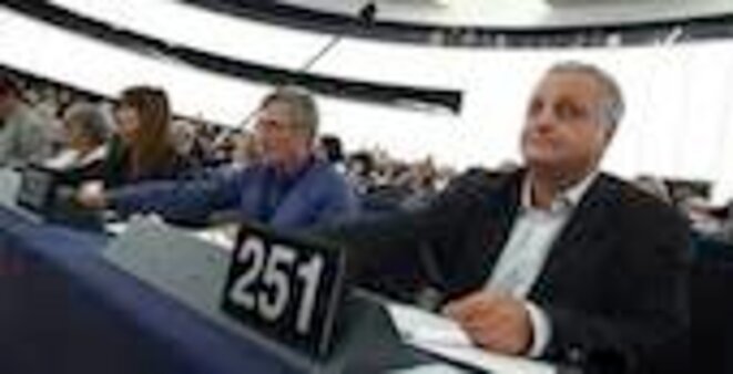 « Allez expliquer cela à un énarque parisien ! » 