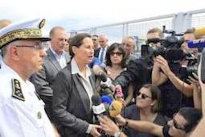 Corse: Ségolène Royal relance le projet d'un rail de circulation maritime (4/4).