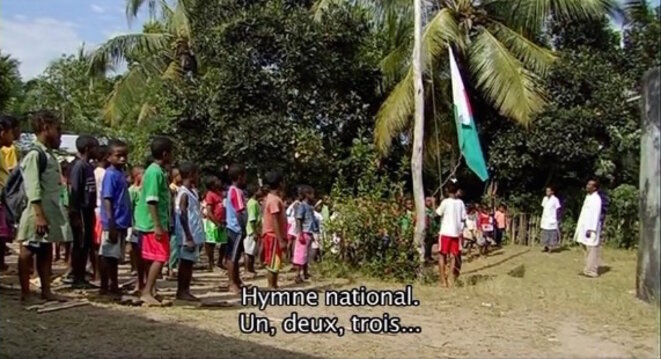 Film en intégralité dans l'article Film en intégralité dans l'article