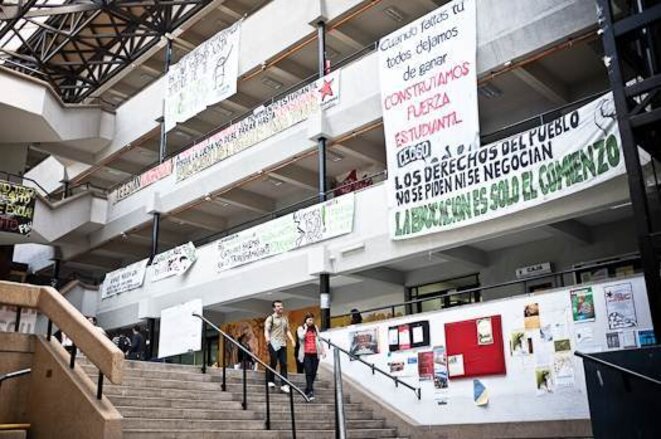 La faculté de Sciences Sociales de l'Université du Chili, en grève depuis plusieurs mois. © Thomas Cantaloube La faculté de Sciences Sociales de l'Université du Chili, en grève depuis plusieurs mois. © Thomas Cantaloube