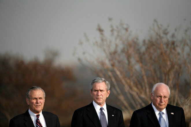 Rumsfeld, Bush et Cheney en 2006 © Kevin Lamarque/Reuters Rumsfeld, Bush et Cheney en 2006 © Kevin Lamarque/Reuters