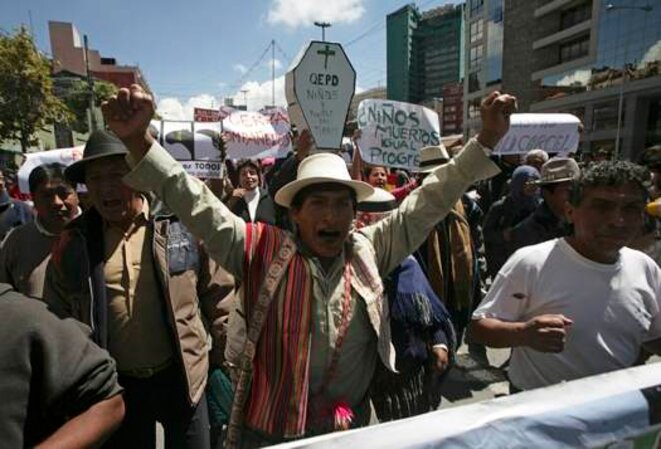 Manifestation à la Paz contre la construction de l'autoroute devant traverser le TIPNIS, le 26 septembre dernier. © Gaston Brito/Reuters