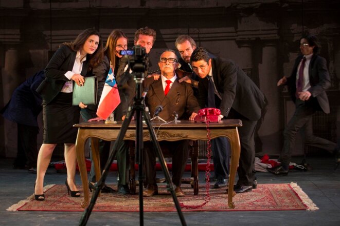 Le chilien Marco Layera déboulonne la statue d’Allende