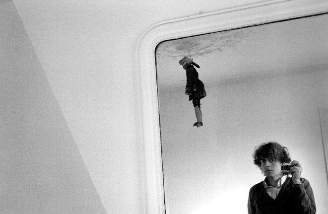 Autopotrait, 1982 © Hervé Guibert Autopotrait, 1982 © Hervé Guibert