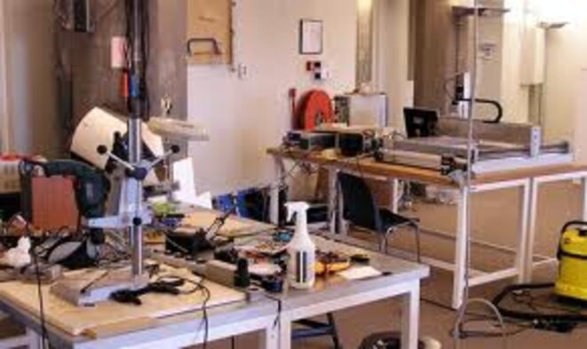 Le projet communiste au défi des fab-labs