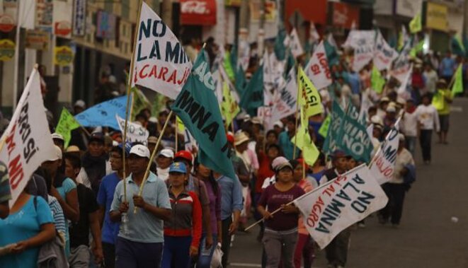 Manifestation contre le projet Tía María ©Perú21 Manifestation contre le projet Tía María ©Perú21