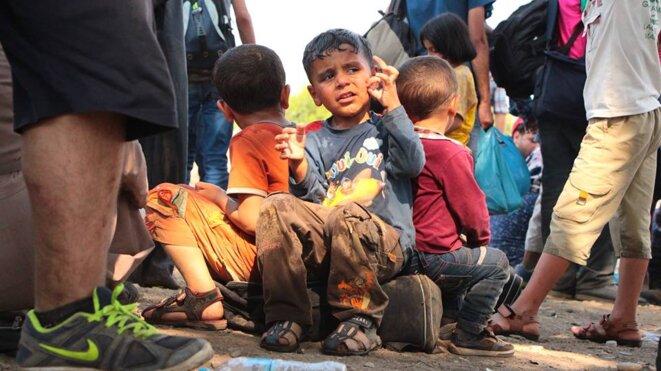 Les enfants sont traités de la même manière que n'importe qui d'autre Les enfants sont traités de la même manière que n'importe qui d'autre