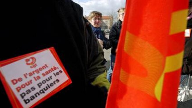 Manifestation des personnels de santé dans la Loire à StJust-St Rambert © Olivier Perriraz