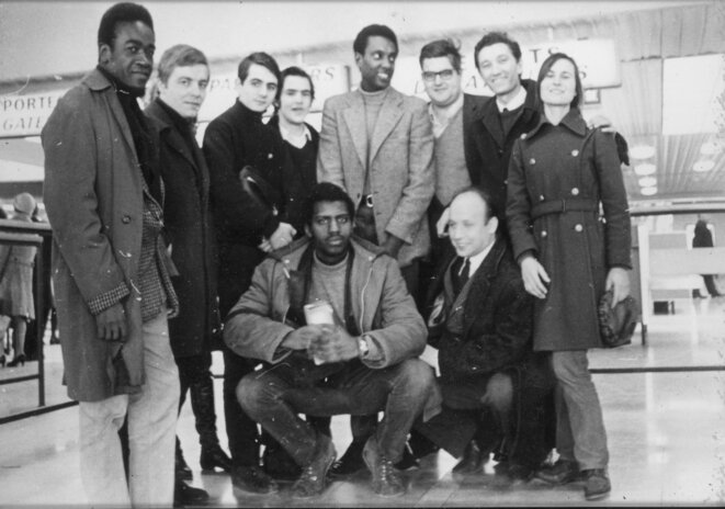 Mon père, ma mère, en compagnie de Stokely Carmichaël et de militants, avec Maurice Najman. Mon père, ma mère, en compagnie de Stokely Carmichaël et de militants, avec Maurice Najman.