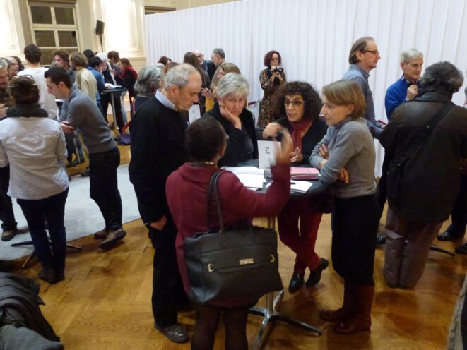 Un café-débat pour prendre acte de la place grandissante du numérique