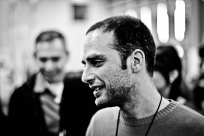 L’ascenseur : un espace pudique de rencontres  