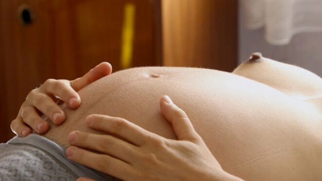 L’accouchement, un sujet polémique en France