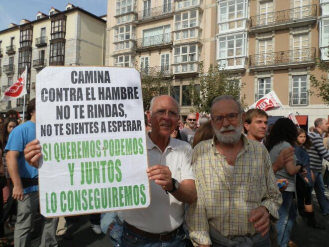 Marche contre la faim ! Ne te soumets pas !... Ensemble nous vaincrons ! © 15M mundial Marche contre la faim ! Ne te soumets pas !... Ensemble nous vaincrons ! © 15M mundial