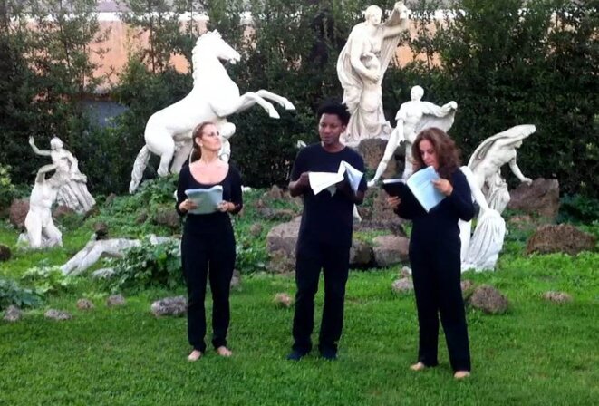 de gauche a droite: Gaia Riposati, james Noel, Mia Leconte de gauche a droite: Gaia Riposati, james Noel, Mia Leconte