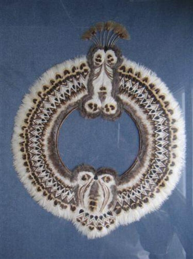 Collier à la Médicis (plumes) Collier à la Médicis (plumes)