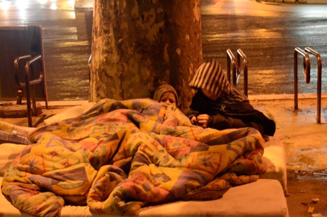 Roms en détresse au cœur de Paris