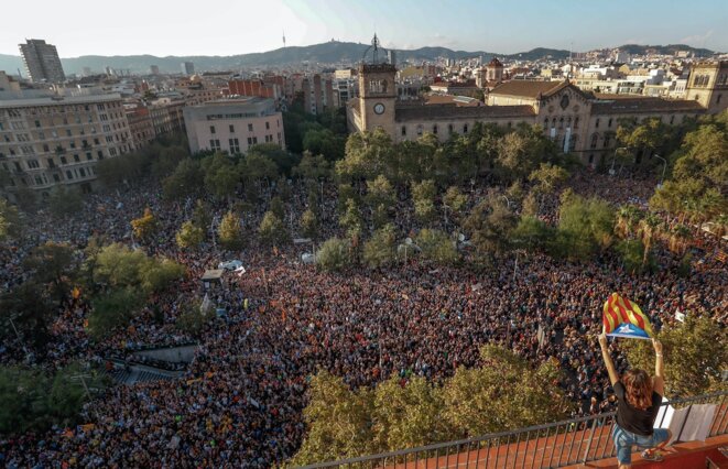 A Barcelone, une grève générale massive contre les violences policières