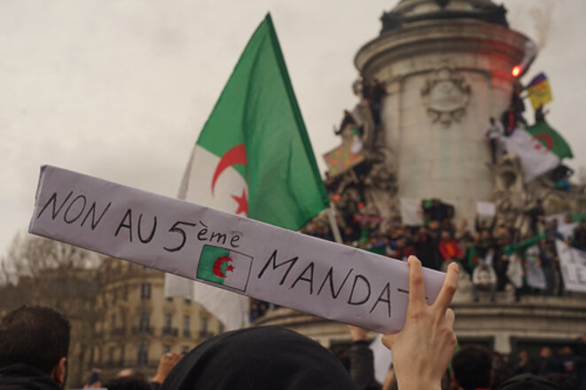 Les Algériens de France disent eux aussi «Dégage» à Bouteflika