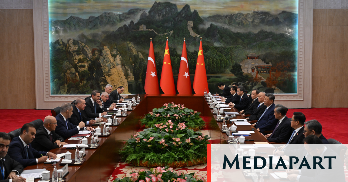 Xi accueille Poutine en Chine, la Russie bombarde Odessa