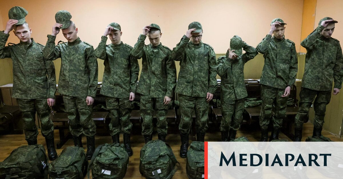 In Russia, students under pressure to join the army