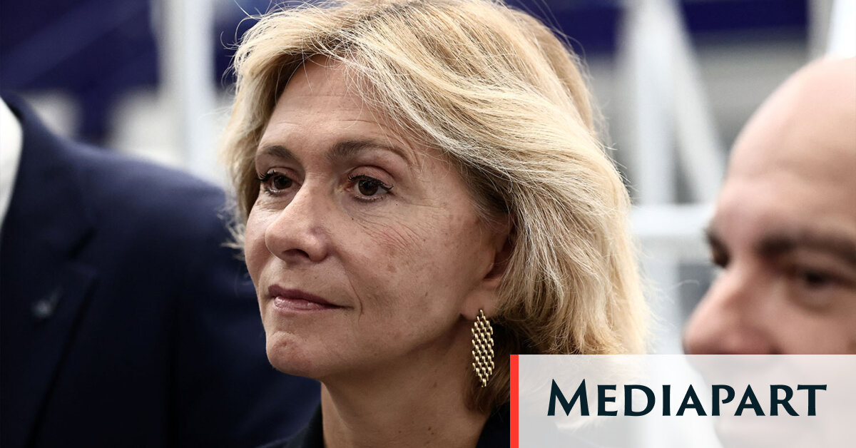 La justice demande le retrait des manuels scolaires numériques de Valérie Pécresse