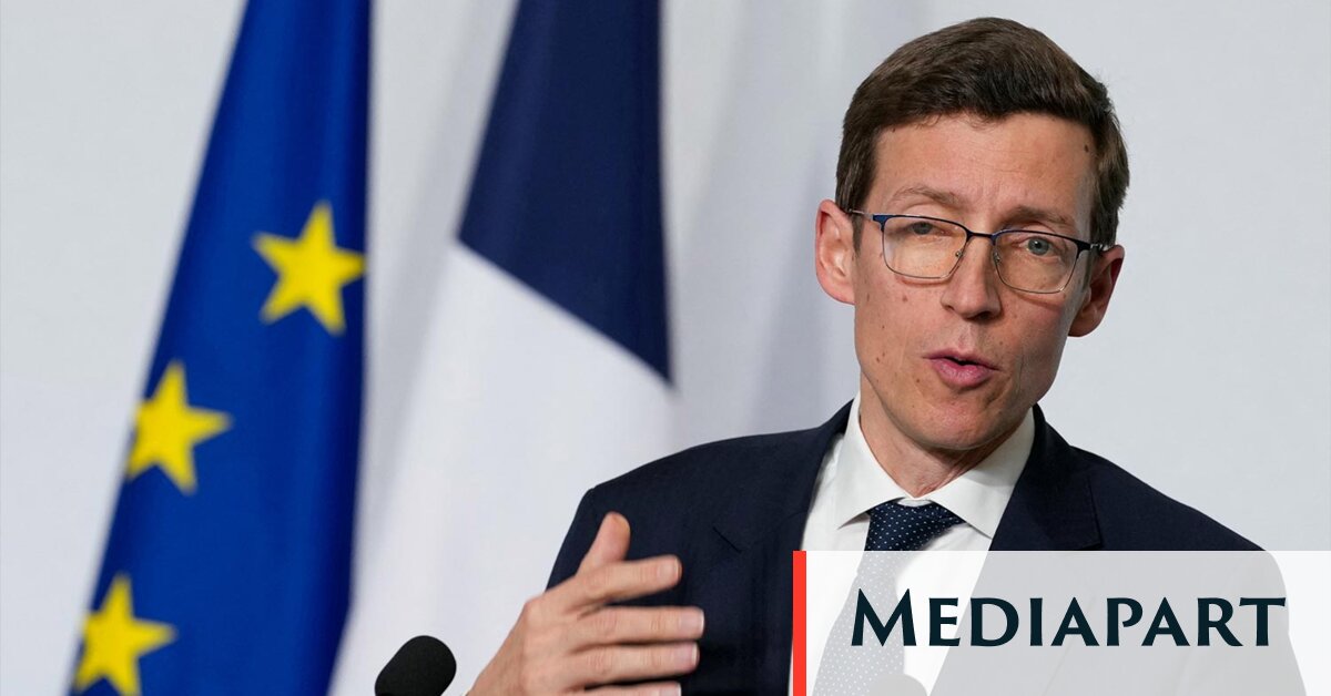Face aux lycéens et aux étudiants, le gouvernement concède sans convaincre