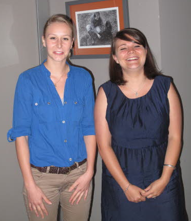 Marion Maréchal-Le Pen et Victoria Dufour, en juillet 2012. Marion Maréchal-Le Pen et Victoria Dufour, en juillet 2012.