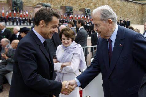 MM. Sarkozy et Pasqua, tous deux anciens ministres de l&#039;intérieur.